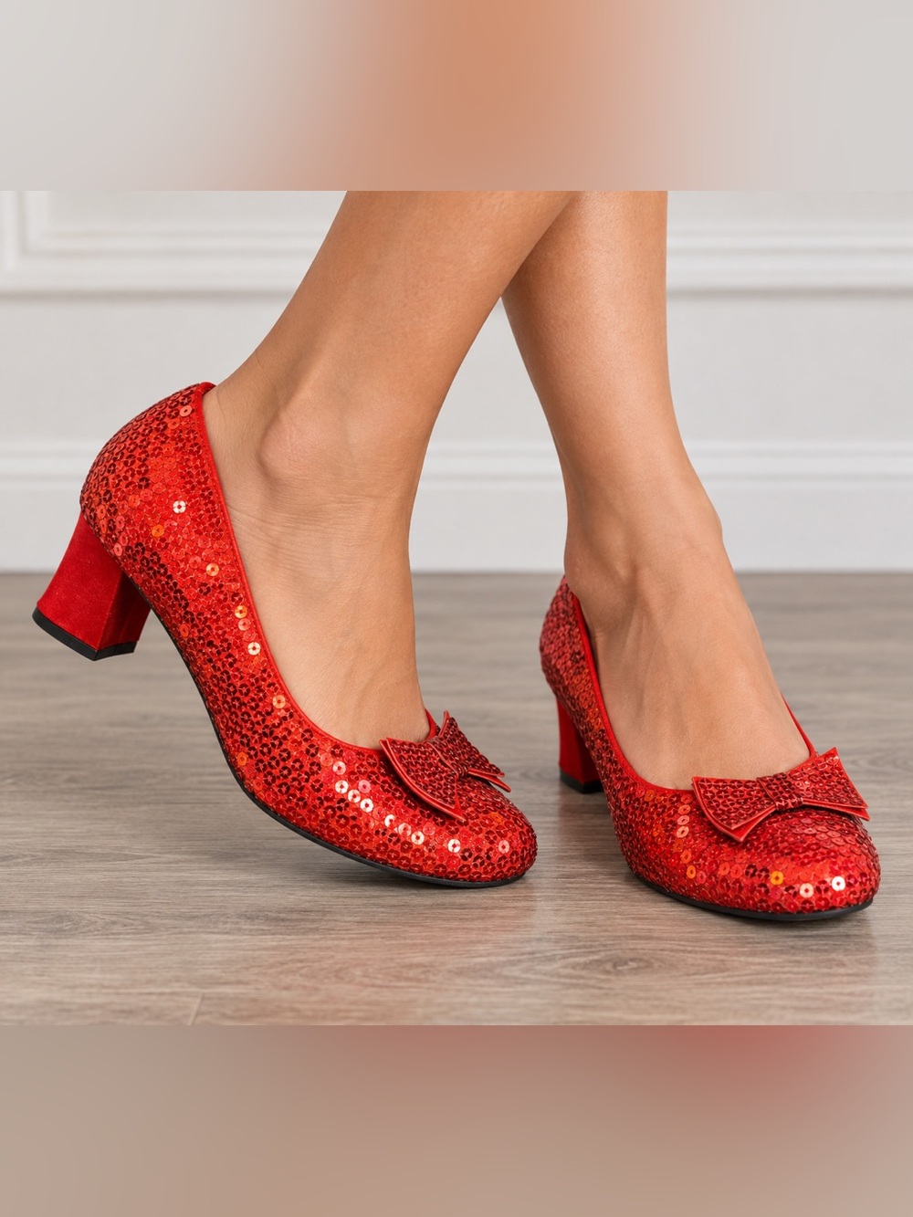 Ellie Dorothy Ruby Slippers Red Sequin Costume Heels Size 8